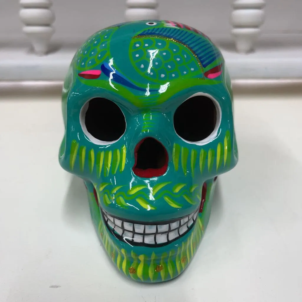 FESTIVAL & COLORFUL MEDIUM SKULL