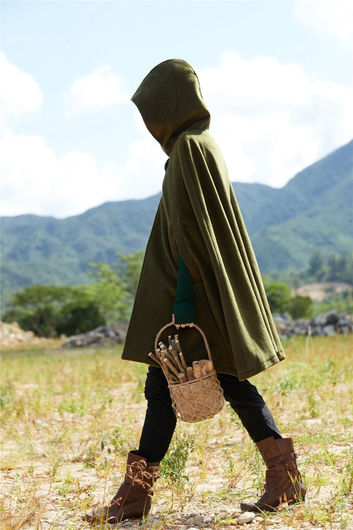 The New Yorker | Hooded Cashmere Cape